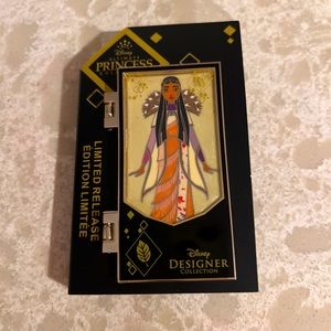Disney Pin 2021 designer Pocahontas ultimate princess collection limited release